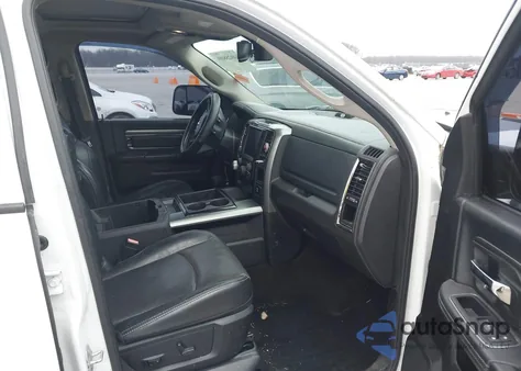 2015 Ram 1500 Sport z USA, uszkodzony, nr VIN 1C6RR7UT9FS647530